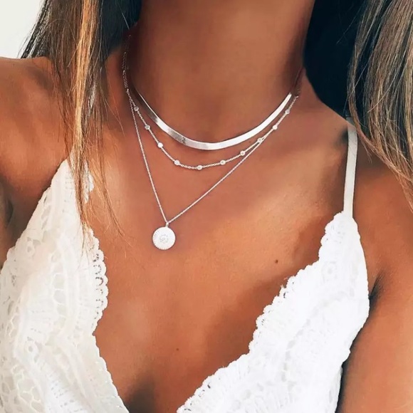 ⚜️𝟯𝟬%𝗢𝗙𝗙 𝗯𝘂𝗻𝗱𝗹𝗲𝘀 𝟯+⚜️ NEW 3 Layered Coin Herringbone Chain Necklace - Picture 6 of 10